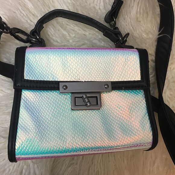 Nasty Gal x Nila Anthony Hologram At Me Bag - Picture 1 of 5